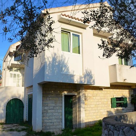 Novalja And Fun Apartment Luaran gambar