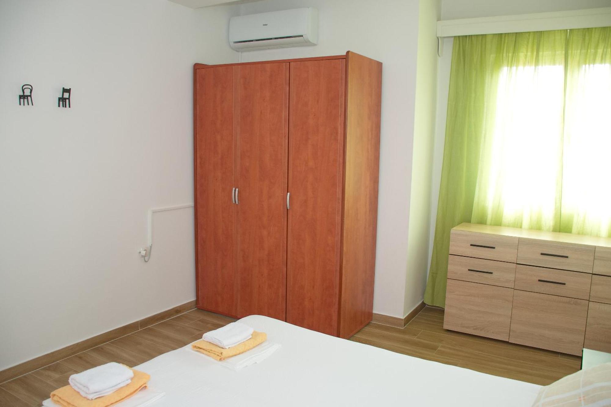 Novalja And Fun Apartment Luaran gambar