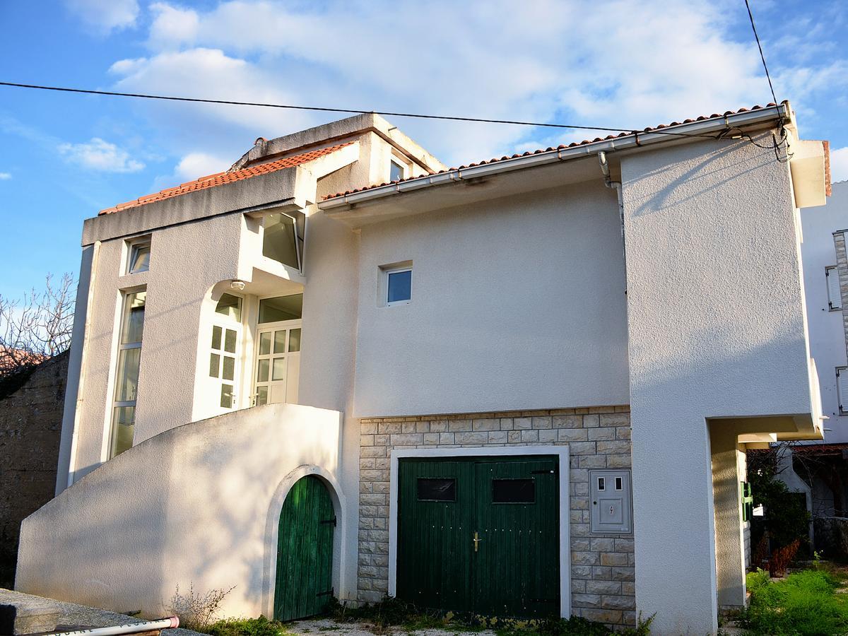 Novalja And Fun Apartment Luaran gambar